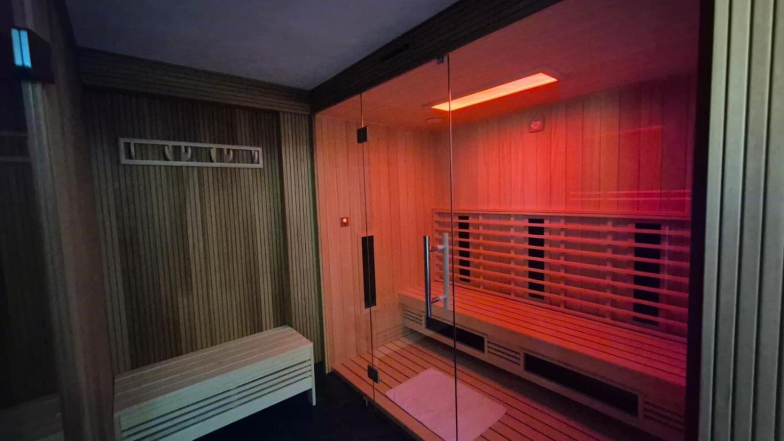 Готель Amber & - Enklawa Dla Doroslych (adults Only) 4*